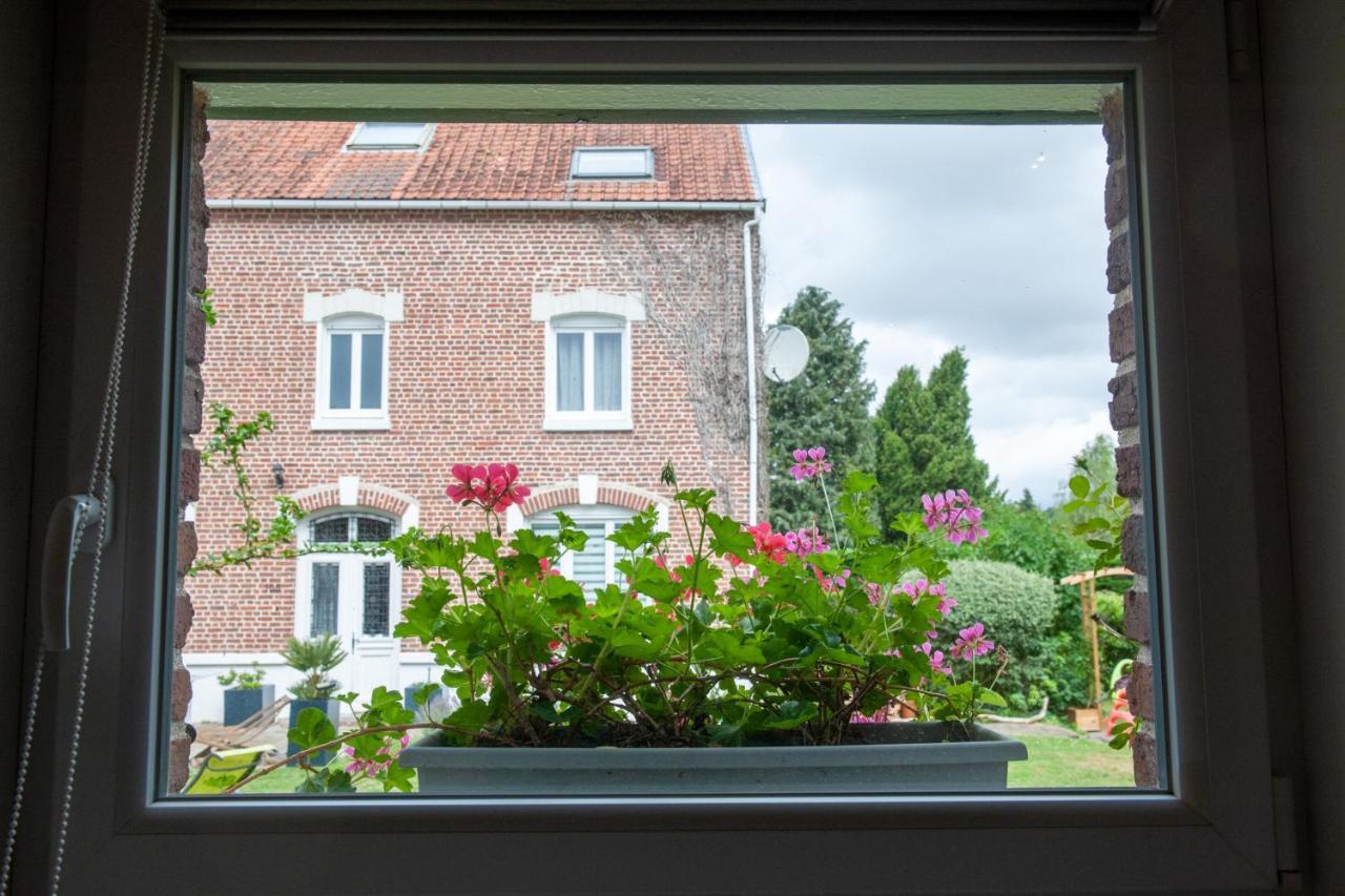 L'Heure Bleue Gites Et Chambres D'Hotes Givenchy-en-Gohelle Екстериор снимка